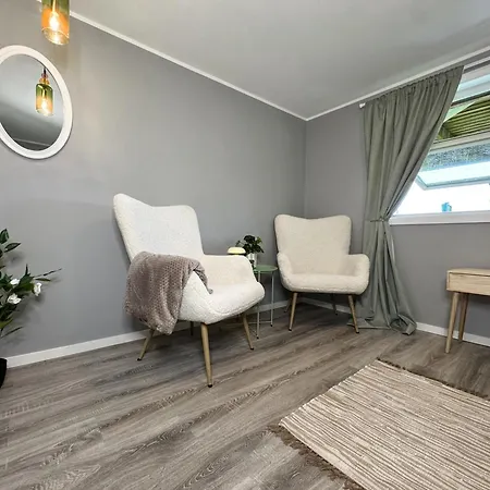 Your Secret Aurora Viewpoint In - Live Like A Local *