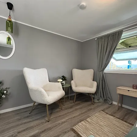 Your Secret Aurora Viewpoint In - Live Like A Local * Leknes